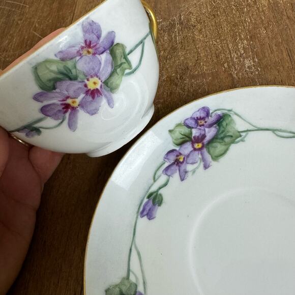 Vintage Antique 1930s Purple Violet Limoges France‎ PMS Bavaria Tea cup & saucer - Picture 8 of 8